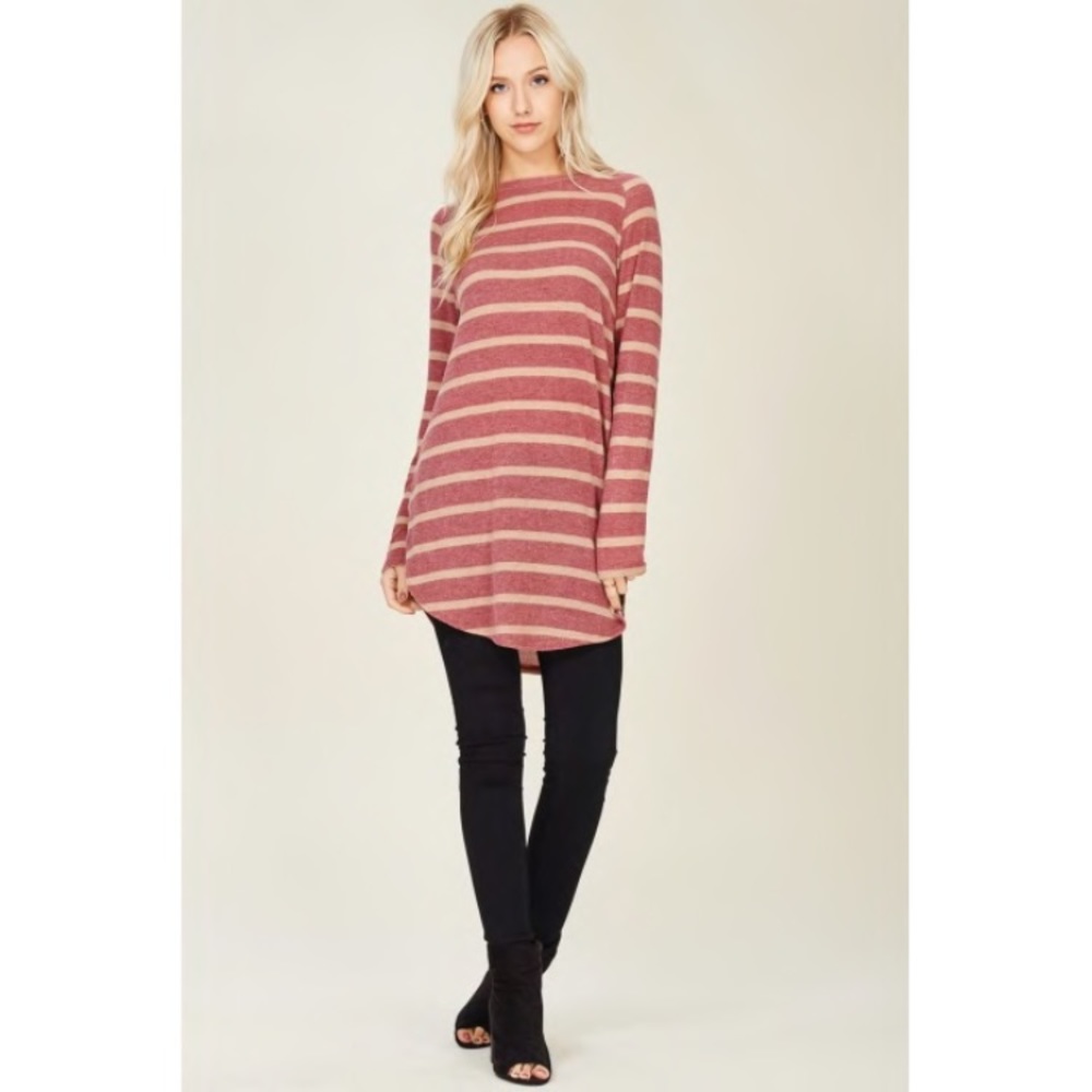 HP 🎉 • Elbow Patch Side Slit Tunic